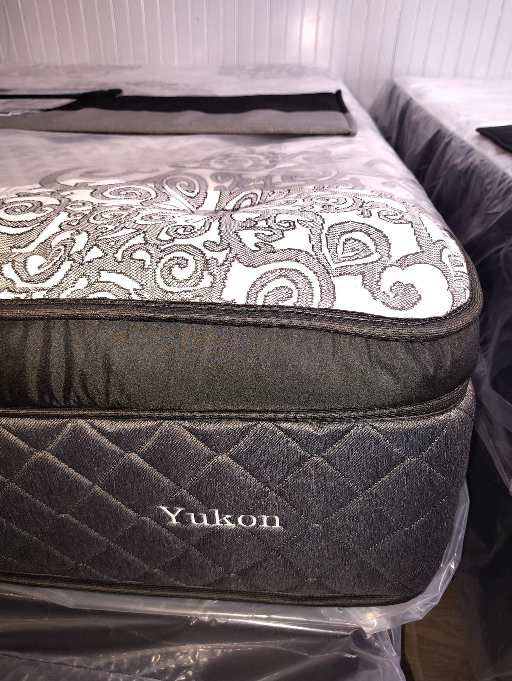 14" Yukon Eurotop Mattress